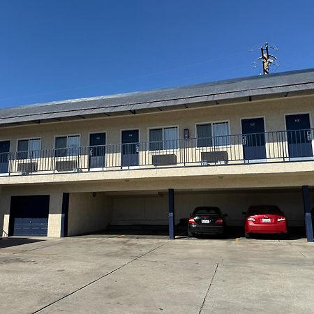 'לונג ביץ Hiland Motel מראה חיצוני תמונה