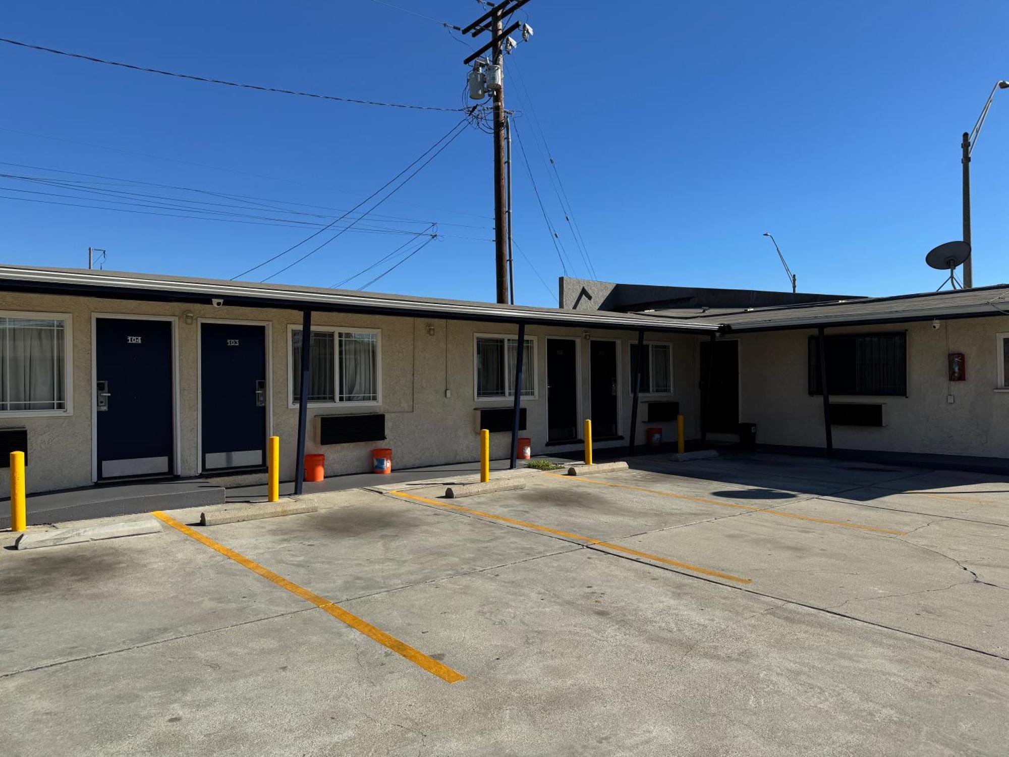 'לונג ביץ Hiland Motel מראה חיצוני תמונה
